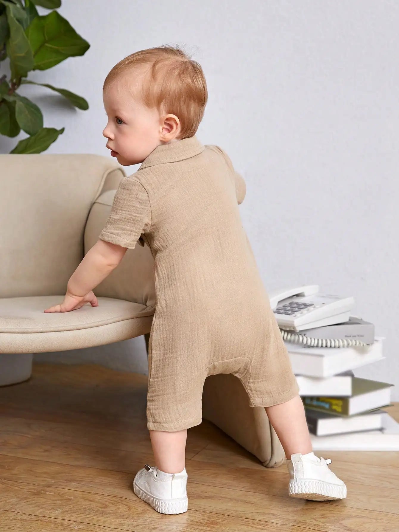 Combi-short garçon : la mode casual et le confort réunis