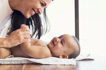 Changing mat: small and practical
