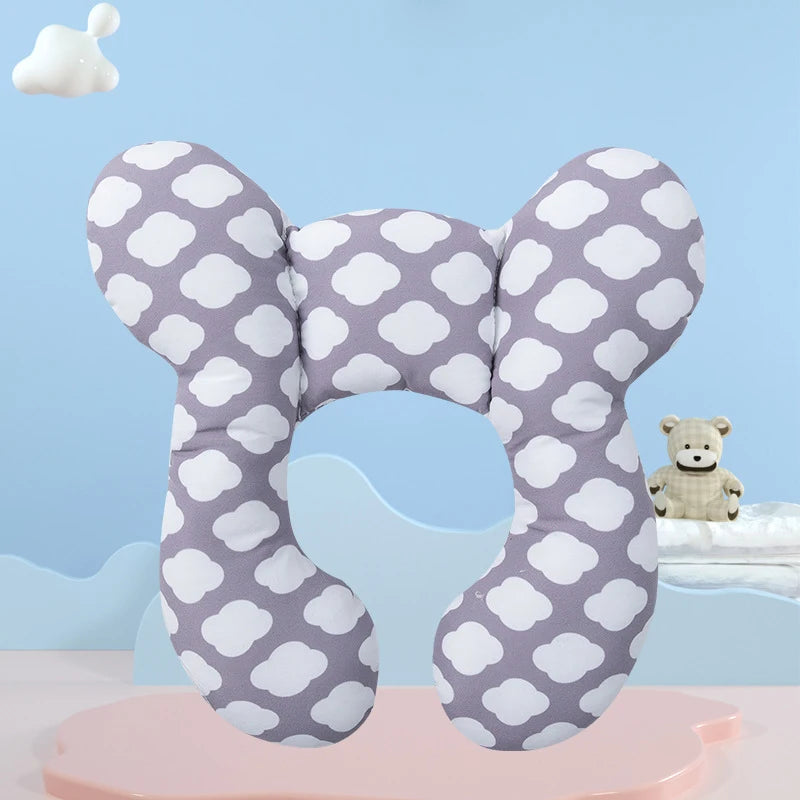 Protective travel pillow: when safety rhymes with fantasy