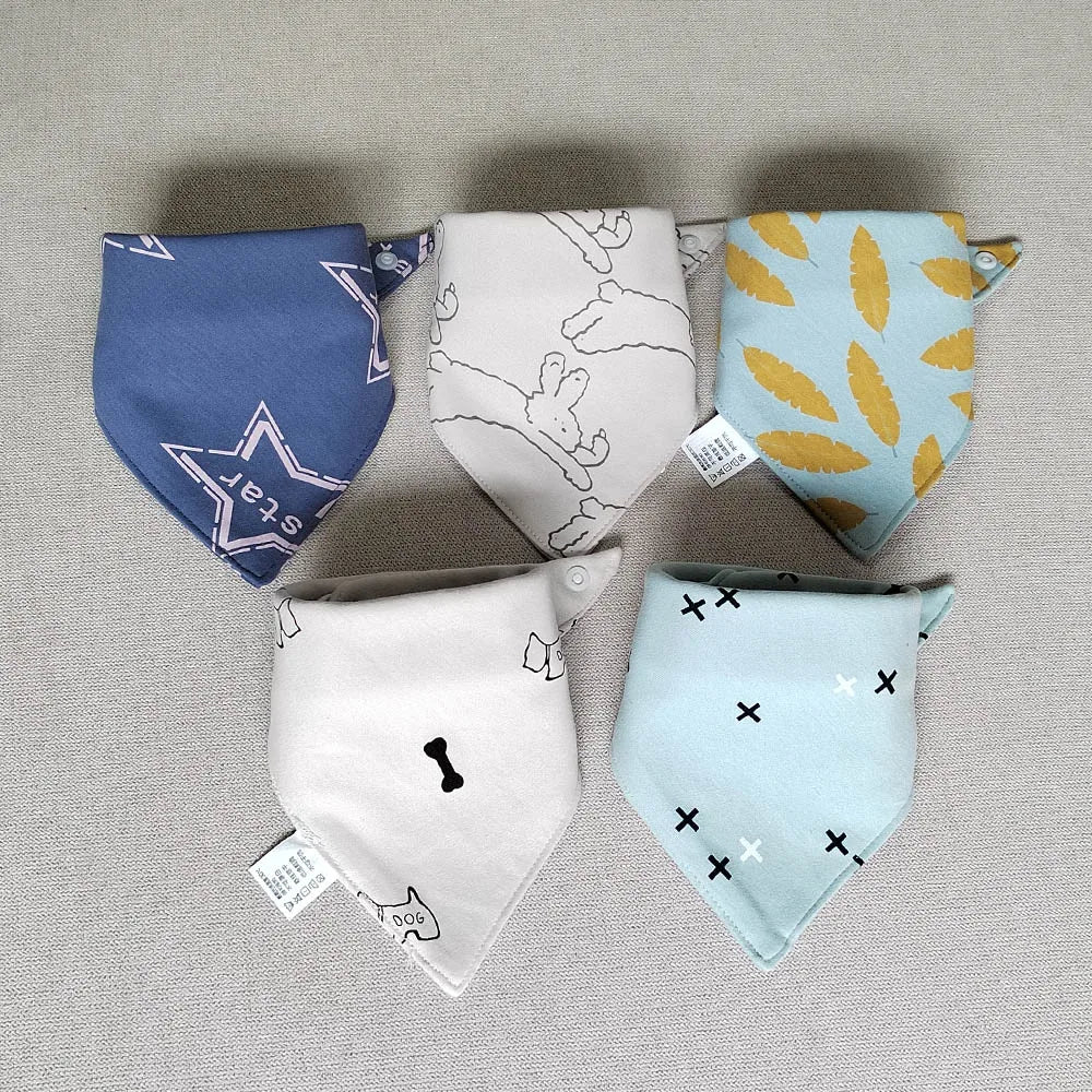 Double cotton triangle bib: drooling has never been so cute! (set of pieces)