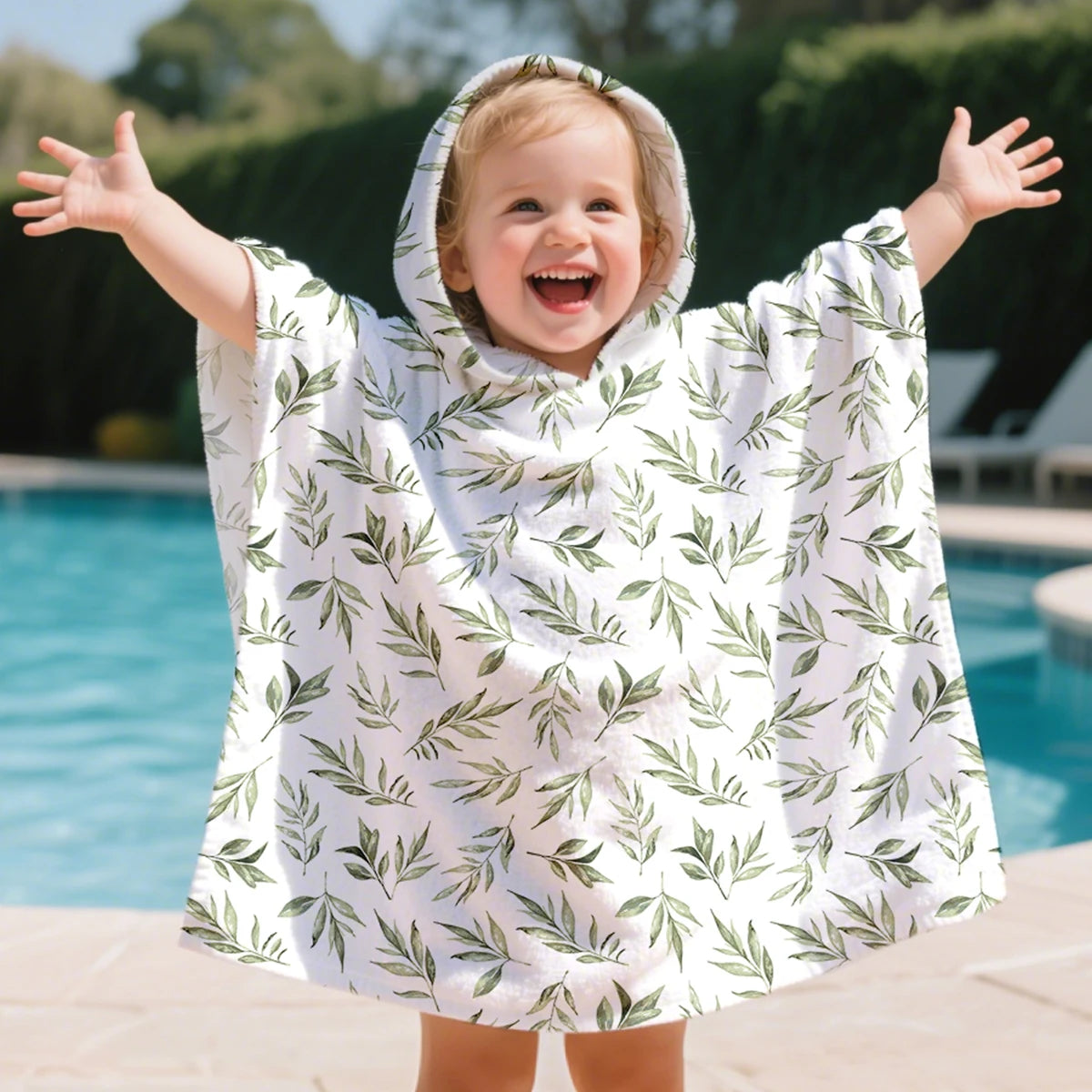 "ELINFANT" bath cape: for little heroes coming out of the water!