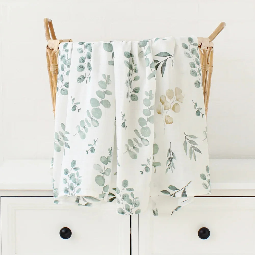 Bamboo cotton swaddle blankets: soft &amp; natural fabric for baby