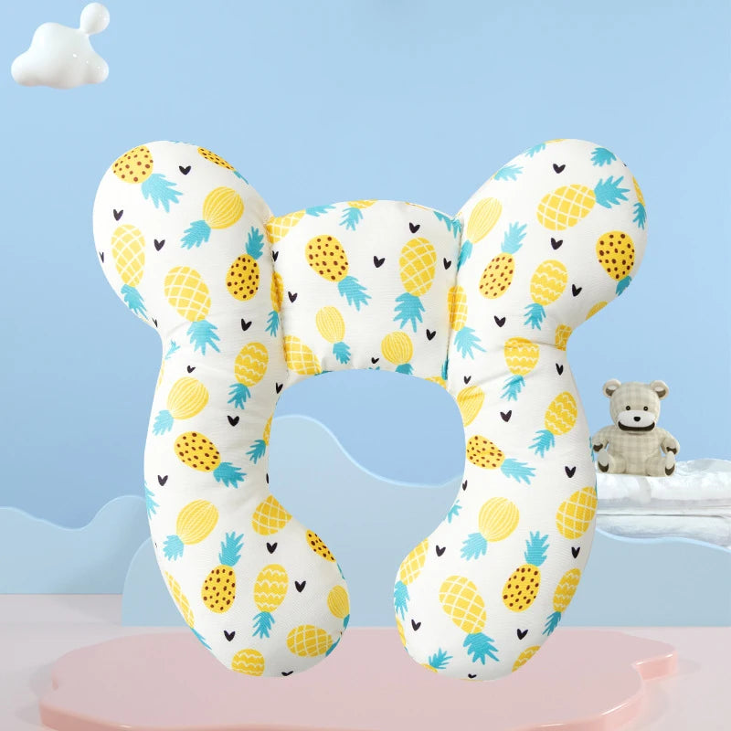 Protective travel pillow: when safety rhymes with fantasy