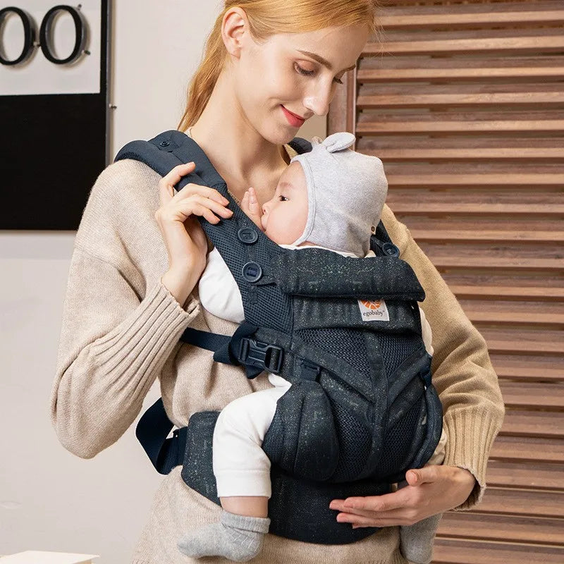 "EGOBABY" ergonomic baby carrier: comfort and safety from the first months! (Adaptable from baby to toddler - several colors available)