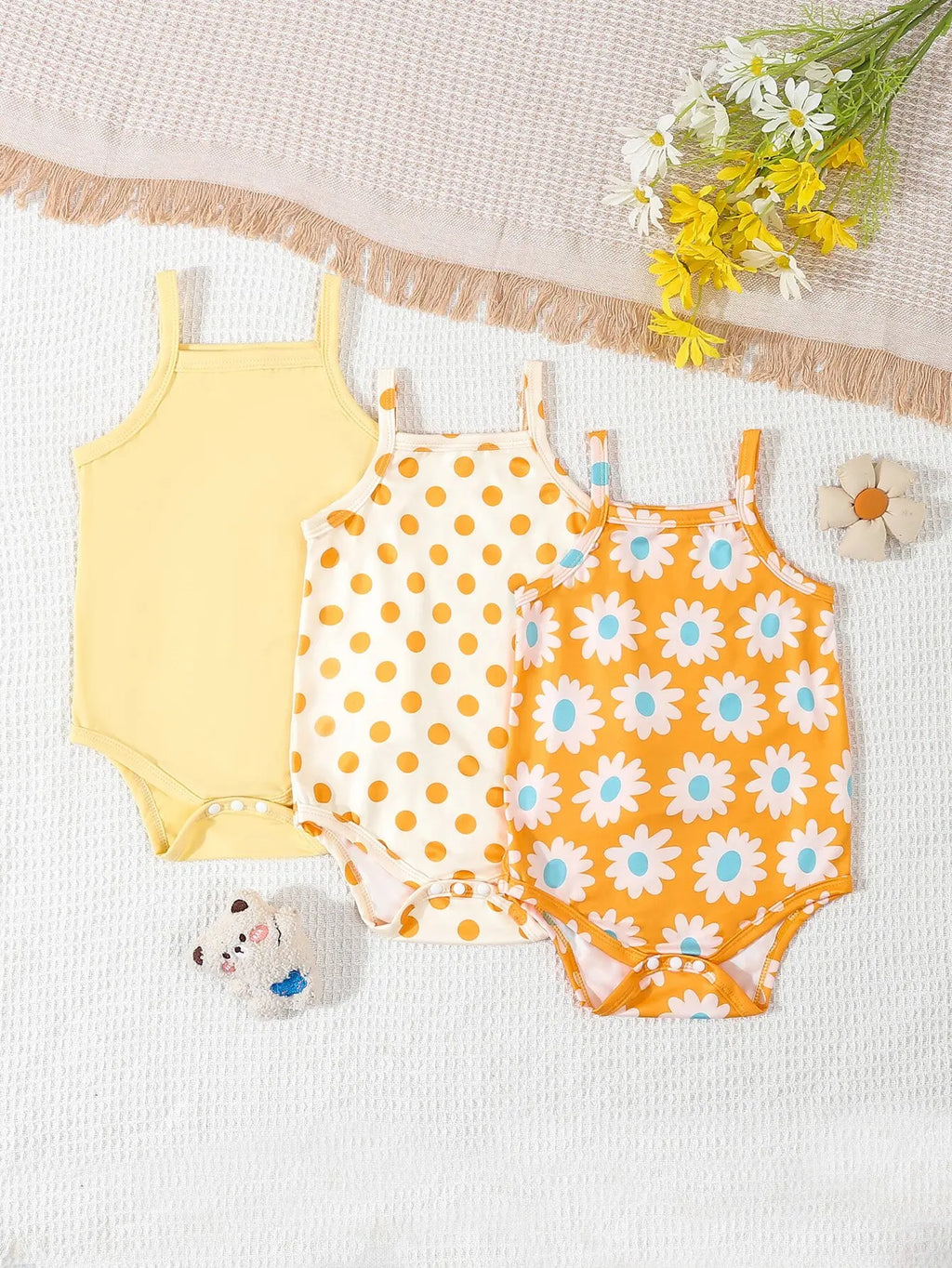 Pack de 3 bodies para niña con tirantes: comodidad y estilo floral
