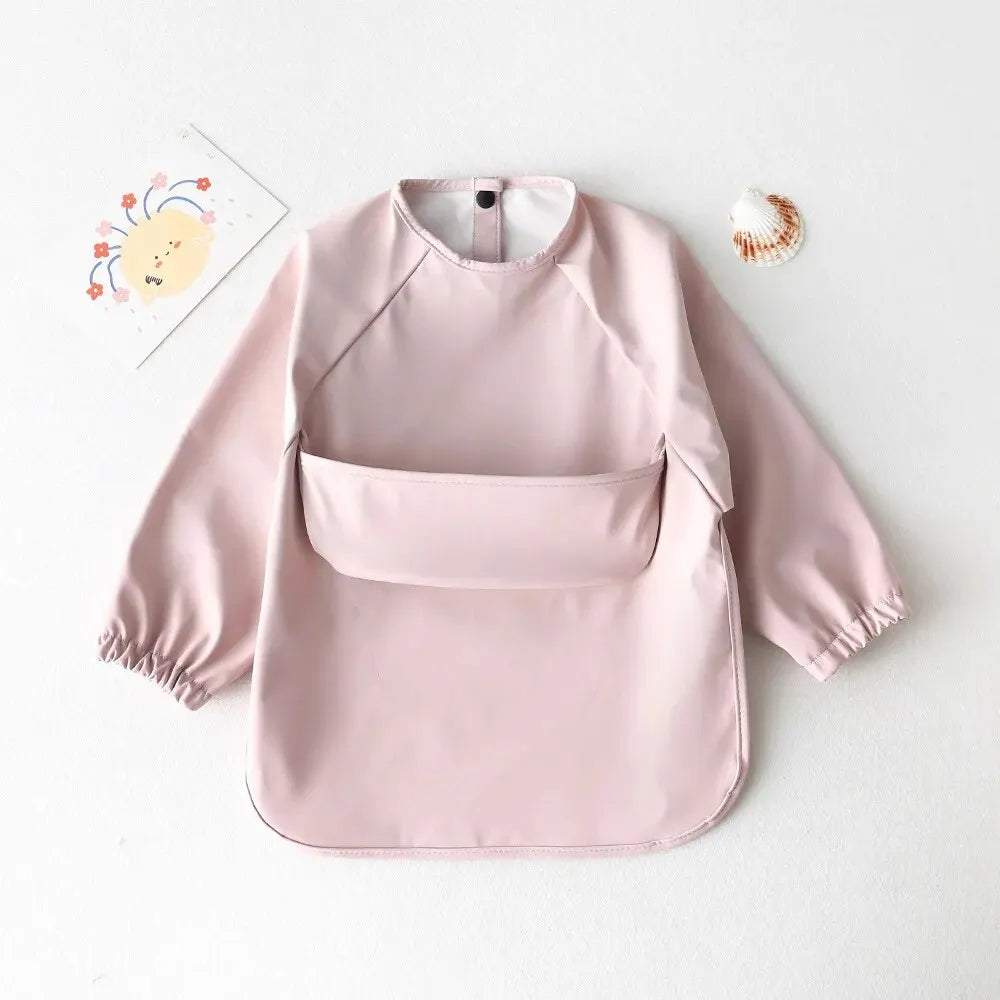 Delantal de alimentación impermeable de manga larga: ¡protege con estilo, crece en libertad!